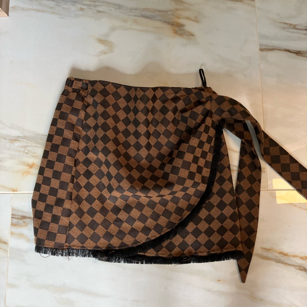 Judith March checkered mini skirt